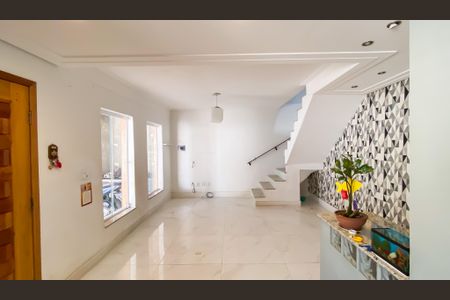 Sala de casa para alugar com 2 quartos, 115m² em Cidade Patriarca, São Paulo