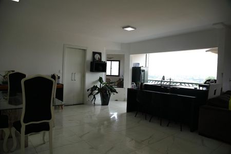 Apartamento para alugar com 180m², 3 quartos e 3 vagasSala