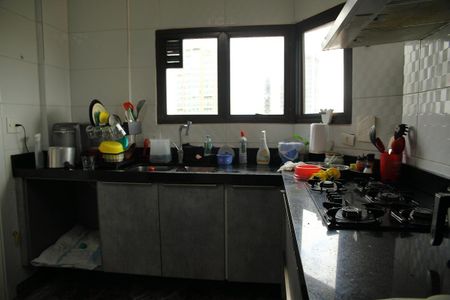 Apartamento para alugar com 180m², 3 quartos e 3 vagasCozinha