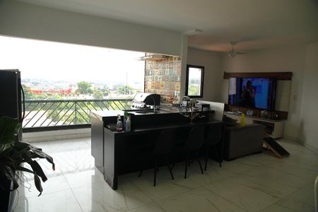 Apartamento para alugar com 180m², 3 quartos e 3 vagasSala