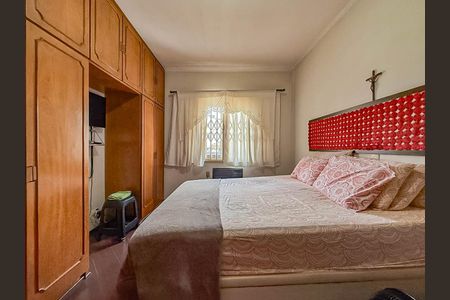 Casa à venda com 150m², 3 quartos e 2 vagas Casa à venda com 150m², 3 quartos e 2 vagasSuíte