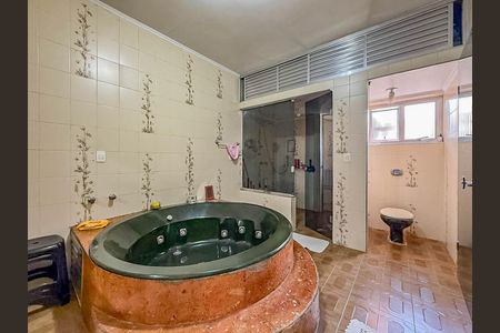 Casa à venda com 150m², 3 quartos e 2 vagas Casa à venda com 150m², 3 quartos e 2 vagasBanheiro da Suíte