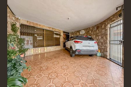 Casa à venda com 150m², 3 quartos e 2 vagas Casa à venda com 150m², 3 quartos e 2 vagasGaragem