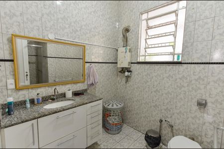 Apartamento à venda com 125m², 3 quartos e sem vaga Apartamento à venda com 125m², 3 quartos e sem vagaBanheiro Social