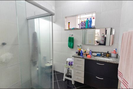 Apartamento à venda com 125m², 3 quartos e sem vaga Apartamento à venda com 125m², 3 quartos e sem vagaBanheiro da Suíte