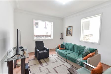 Apartamento à venda com 125m², 3 quartos e sem vaga Apartamento à venda com 125m², 3 quartos e sem vagaSala