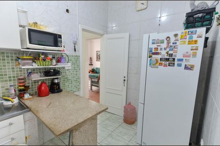 Apartamento à venda com 125m², 3 quartos e sem vaga Apartamento à venda com 125m², 3 quartos e sem vagaCozinha