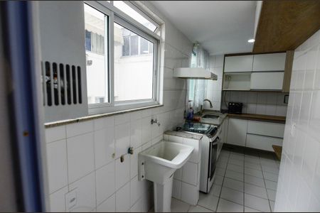 Apartamento para alugar com 100m², 2 quartos e 1 vaga Apartamento para alugar com 100m², 2 quartos e 1 vagaÁrea de Serviço