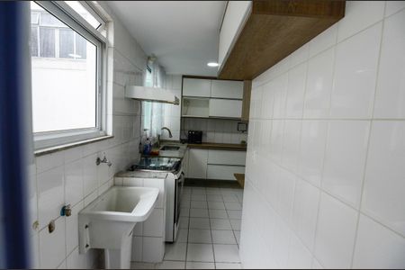 Apartamento para alugar com 100m², 2 quartos e 1 vaga Apartamento para alugar com 100m², 2 quartos e 1 vagaÁrea de Serviço