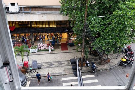 Vista da varanda de apartamento para alugar com 1 quarto, 50m² em Leblon, Rio de Janeiro