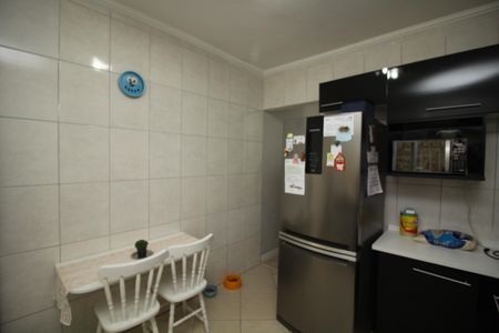 Casa à venda com 90m², 3 quartos e 2 vagasCozinha
