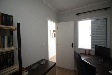 Casa à venda com 90m², 3 quartos e 2 vagasQuarto 2
