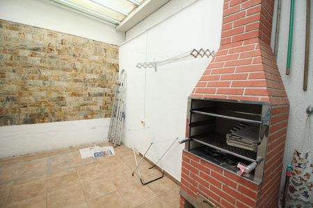 Casa à venda com 90m², 3 quartos e 2 vagasChurrasqueira