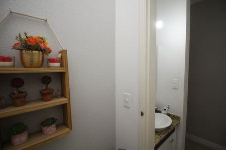 Casa à venda com 90m², 3 quartos e 2 vagasLavabo