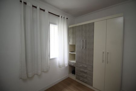 Casa à venda com 90m², 3 quartos e 2 vagasQuarto