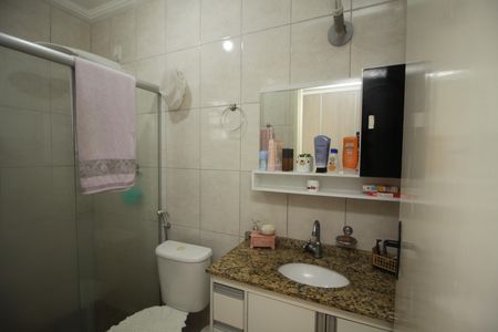 Casa à venda com 90m², 3 quartos e 2 vagasBanheiro da Suíte