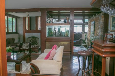 Casa à venda com 5 quartos, 1620m² em Comiteco, Belo Horizonte