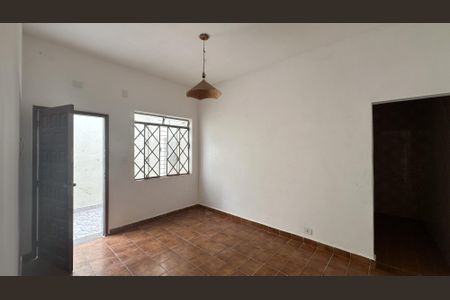 Casa para alugar com 2 quartos, 60m² em Vila Claudia, São Paulo