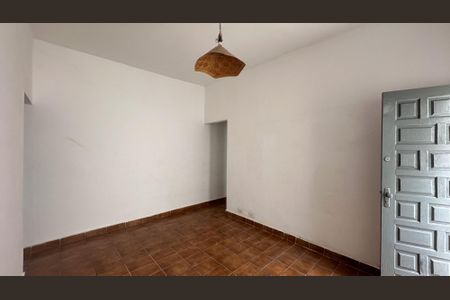 Casa para alugar com 2 quartos, 60m² em Vila Claudia, São Paulo