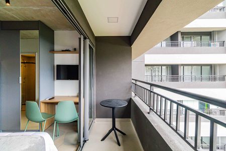 Studio para alugar com 25m², 1 quarto e sem vaga Studio para alugar com 25m², 1 quarto e sem vagaVaranda