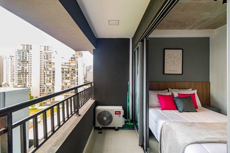 Studio para alugar com 25m², 1 quarto e sem vaga Studio para alugar com 25m², 1 quarto e sem vagaVaranda