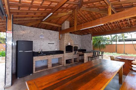 Apartamento para alugar com 54m², 2 quartos e 1 vaga Apartamento para alugar com 54m², 2 quartos e 1 vagaÁrea comum - Churrasqueira