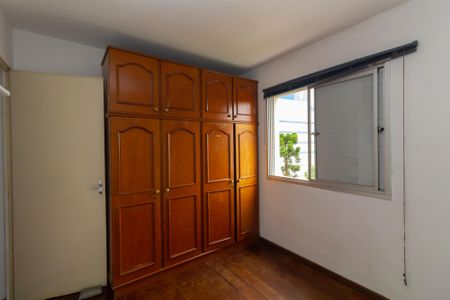 Quarto 1 de apartamento para alugar com 2 quartos, 54m² em Itaquera, São Paulo
