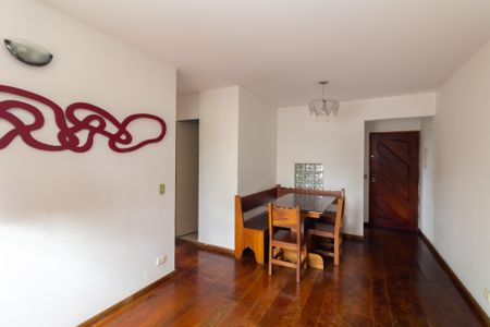 Sala de apartamento para alugar com 2 quartos, 54m² em Itaquera, São Paulo