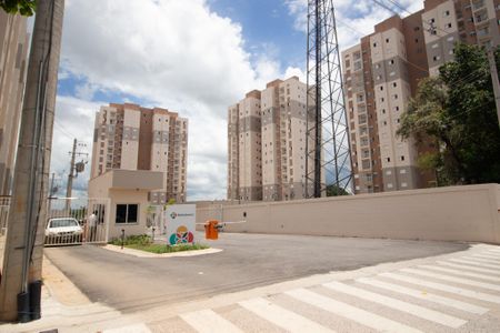 Apartamento para alugar com 41m², 2 quartos e 1 vaga Apartamento para alugar com 41m², 2 quartos e 1 vagaFachada