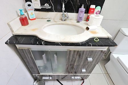 Apartamento à venda com 50m², 2 quartos e sem vagaBanheiro 