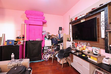 Sala de apartamento à venda com 2 quartos, 50m² em Floresta, Porto Alegre