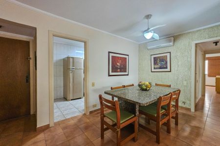 Sala de apartamento para alugar com 3 quartos, 130m² em Jardim Tres Marias, Guarujá