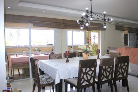 Apartamento para alugar com 151m², 3 quartos e 2 vagasSala