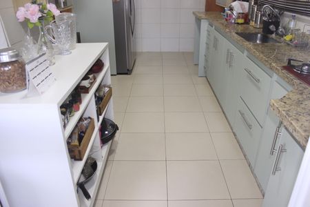Apartamento para alugar com 151m², 3 quartos e 2 vagasCozinha