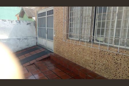 Casa à venda com 4 quartos, 240m² em Vila Curuçá, Santo André