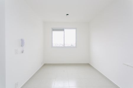 Apartamento para alugar com 32m², 2 quartos e sem vaga Apartamento para alugar com 32m², 2 quartos e sem vagaSala / Cozinha