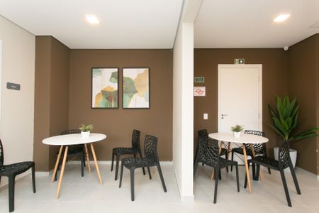 Apartamento para alugar com 32m², 2 quartos e sem vaga Apartamento para alugar com 32m², 2 quartos e sem vagaSalão de Festas
