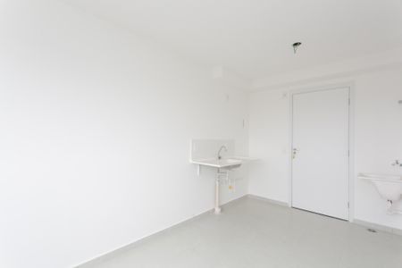 Apartamento para alugar com 32m², 2 quartos e sem vaga Apartamento para alugar com 32m², 2 quartos e sem vagaSala / Cozinha