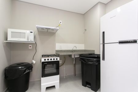 Apartamento para alugar com 32m², 2 quartos e sem vaga Apartamento para alugar com 32m², 2 quartos e sem vagaSalão de Festas