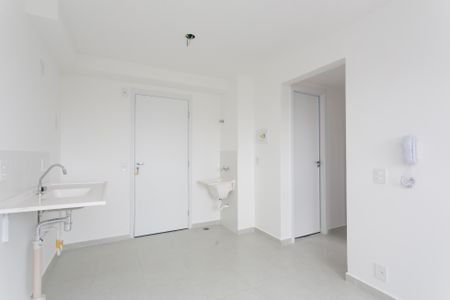 Apartamento para alugar com 32m², 2 quartos e sem vaga Apartamento para alugar com 32m², 2 quartos e sem vagaSala / Cozinha