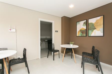 Apartamento para alugar com 32m², 2 quartos e sem vaga Apartamento para alugar com 32m², 2 quartos e sem vagaSalão de Festas