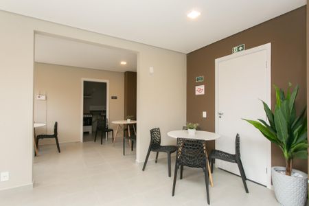 Apartamento para alugar com 32m², 2 quartos e sem vaga Apartamento para alugar com 32m², 2 quartos e sem vagaSalão de Festas