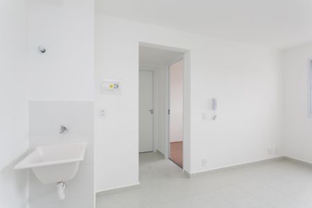 Apartamento para alugar com 32m², 2 quartos e sem vaga Apartamento para alugar com 32m², 2 quartos e sem vagaSala / Cozinha