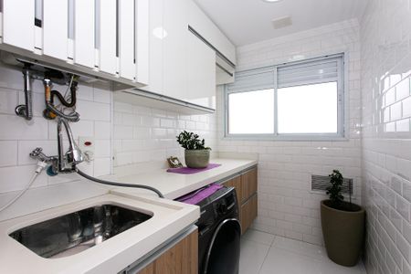 Apartamento à venda com 69m², 2 quartos e 1 vaga Apartamento à venda com 69m², 2 quartos e 1 vagaÁrea de Serviço