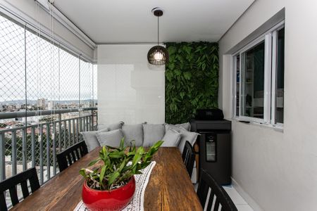 Apartamento à venda com 69m², 2 quartos e 1 vaga Apartamento à venda com 69m², 2 quartos e 1 vagaVaranda gourmet