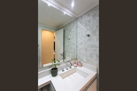 Apartamento à venda com 69m², 2 quartos e 1 vaga Apartamento à venda com 69m², 2 quartos e 1 vagaBanheiro Social