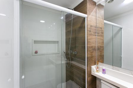 Apartamento à venda com 69m², 2 quartos e 1 vaga Apartamento à venda com 69m², 2 quartos e 1 vagaBanheiro Social