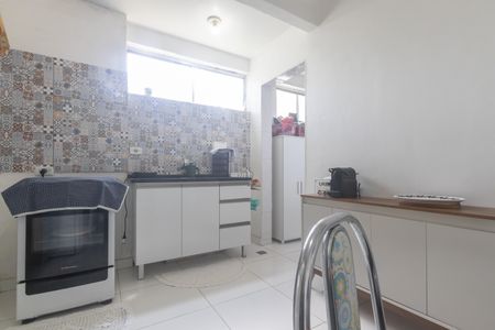 Apartamento à venda com 59m², 2 quartos e sem vaga Apartamento à venda com 59m², 2 quartos e sem vagaCozinha e Área de Serviço