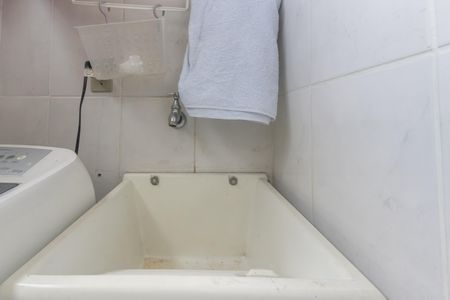 Apartamento à venda com 59m², 2 quartos e sem vaga Apartamento à venda com 59m², 2 quartos e sem vagaCozinha e Área de Serviço