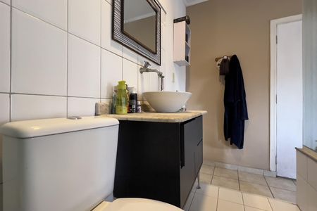 Casa à venda com 200m², 3 quartos e 2 vagasBanheiro da Suíte
